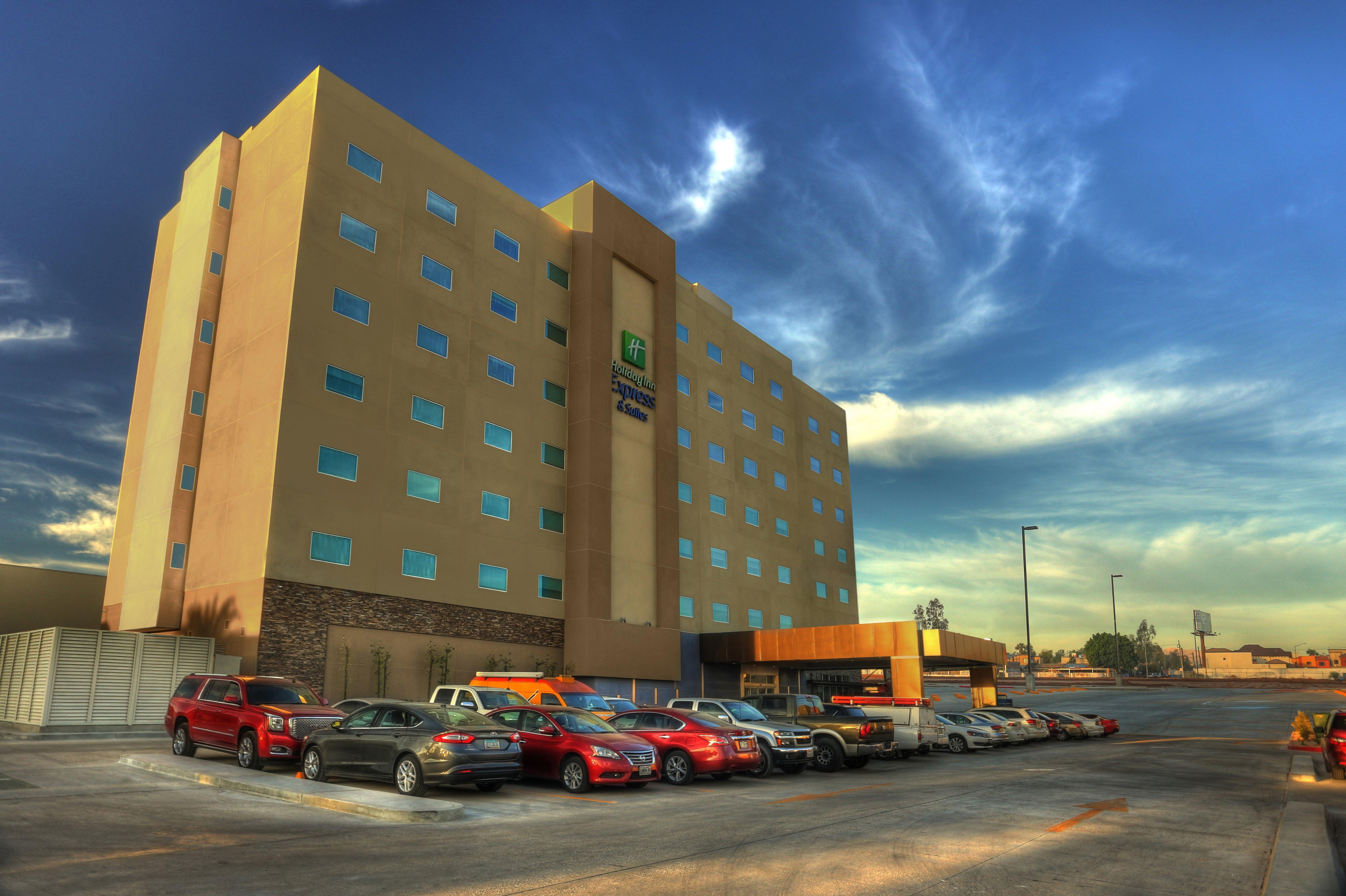 Holiday Inn Express&Suites Mexicali Exterior foto